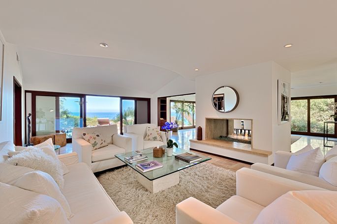 angelina jolie malibu home tour real home