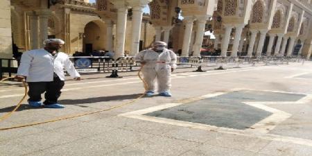 عقب انتهاء احتفالات مولد البدوي.. أعمال نظافة وتطهير بمحيط المسجد الأحمدي بطنطا ورفع 1000طن مخلفات - تدوينة الإخباري