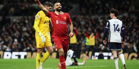 مدافع توتنهام يتحدى محمد صلاح قبل مواجهة كأس كاراباو - تدوينة الإخباري