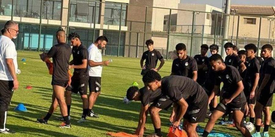 ميكالى يبدأ مهمته مع منتخب الشباب.. لقاء تعارف وتدريبات متنوعة فى - تدوينة الإخباري