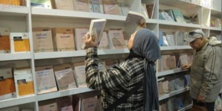 معرض القاهرة الدولي للكتاب يفتح أبوابه للزوار فى يومه الثالث - تدوينة الإخباري