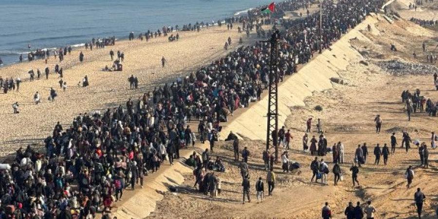 (هآرتس): صور الحشود الفلسطينية التي تعبر منطقة نتساريم تحطِّم وهم "النصر المطلق" - تدوينة الإخباري