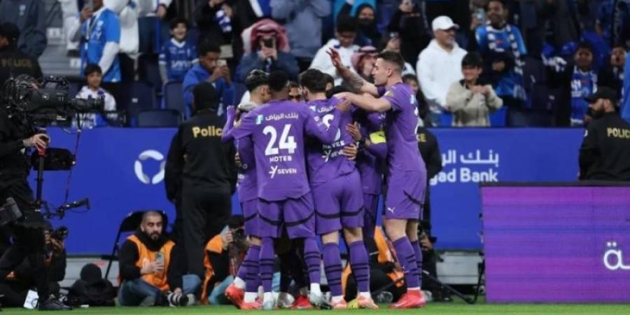 دوري روشن: الهلال يفوز على ضيفه الأخدود برباعية نظيفة - تدوينة الإخباري