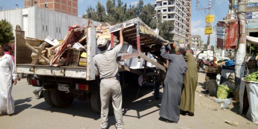 رفع الإشغالات والباعة الجائلين أمام محطة عدلي منصور - تدوينة الإخباري