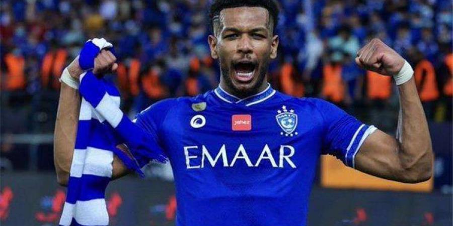 شاهد.. جماهير الهلال تصالح البليهي بهتافات عالية - تدوينة الإخباري