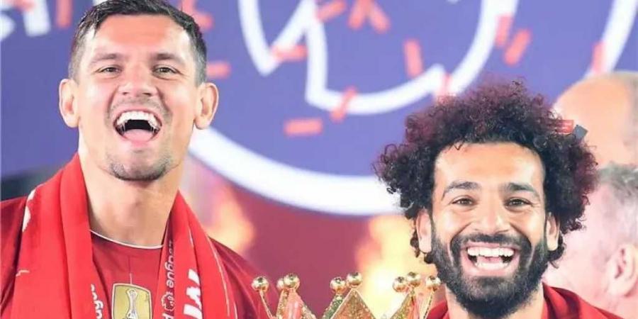 تصريحات مثيرة لـ صديق محمد صلاح المقرب حول علاقة النجم المصري بفريق ليفربول - تدوينة الإخباري