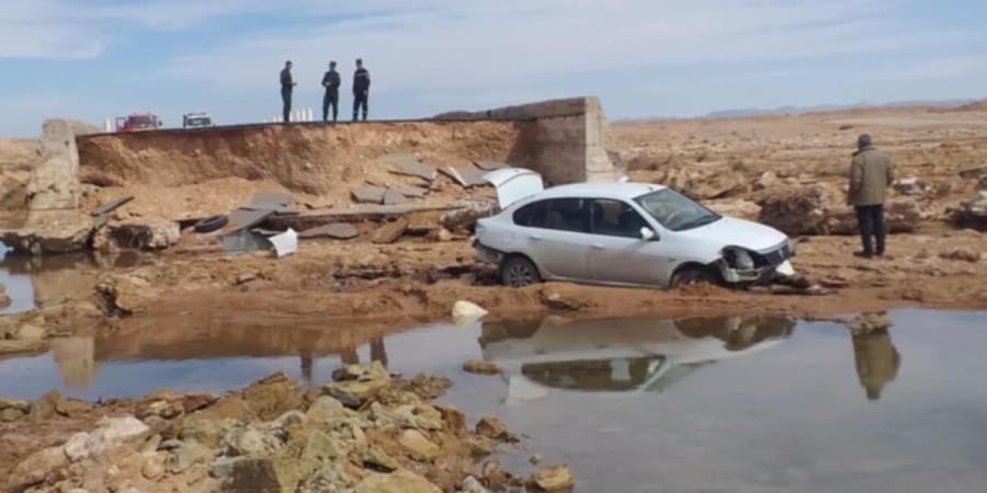 بشار.. جريحان في انحراف سيارة وسقوطها من فوق جسر - تدوينة الإخباري