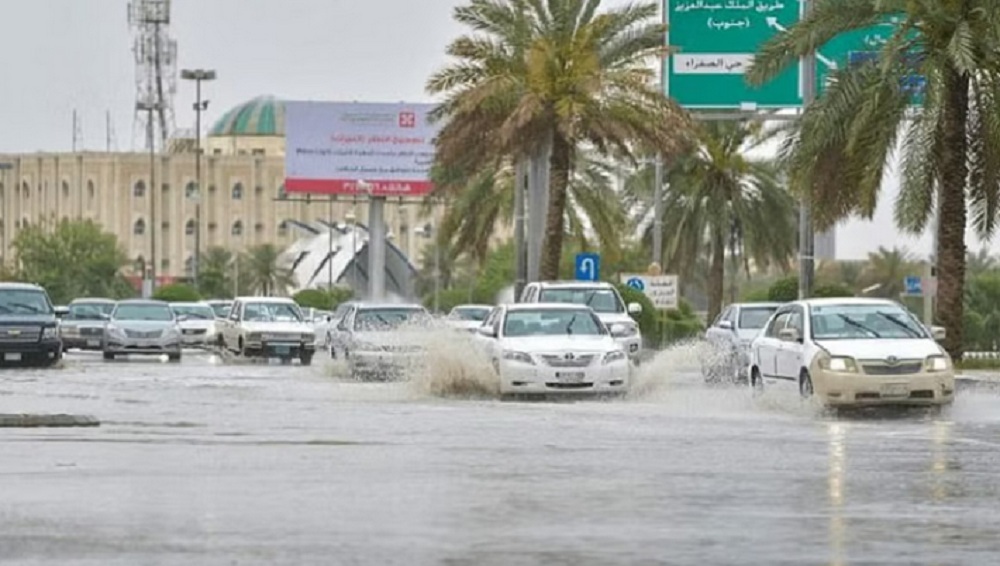 تنبيه هام من الدفاع المدني بشأن استمرار التقلبات الجوية حتى الاثنين القادم