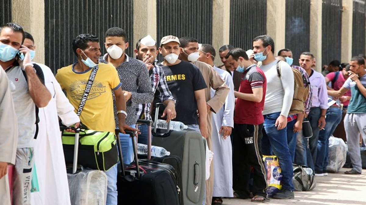 تشمل آلاف الوظائف| الحكومة السعودية تقرر بدء توطين هذه المهن ومعاقبة المنشآت المخالفة