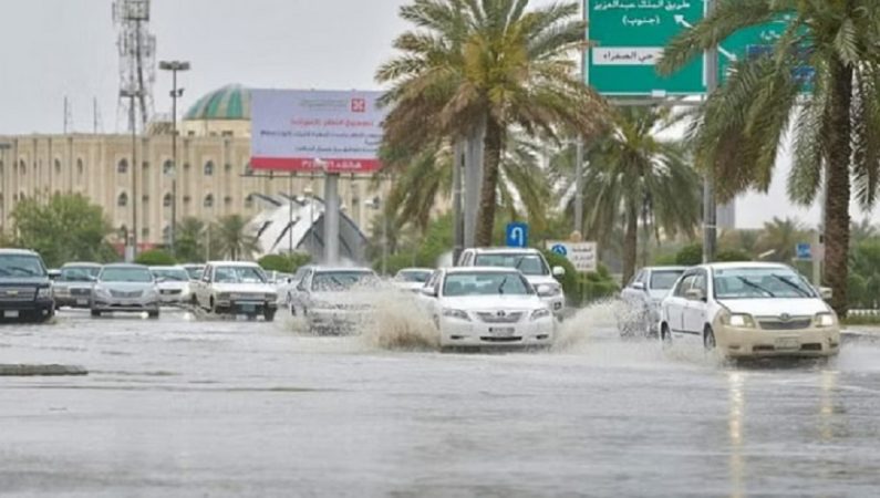 تنبيه هام من الدفاع المدني بشأن استمرار التقلبات الجوية حتى الاثنين القادم 1 تنبيه هام من الدفاع المدني بشأن استمرار التقلبات الجوية حتى الاثنين القادم
