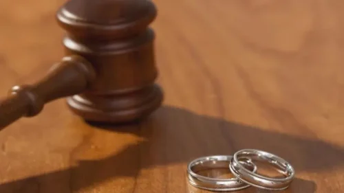 إجراء هام من وزارة العدل السعودية بشأن "دعوى الخلع" تطبيقًا لنظام الأحوال الشخصية 17 إجراء هام من وزارة العدل السعودية بشأن "دعوى الخلع" تطبيقاً لنظام الأحوال الشخصية