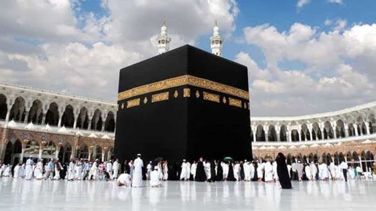 إيقاف إصدار تأشيرات العمرة 1445