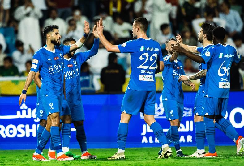 كوارث جديدة في الهلال