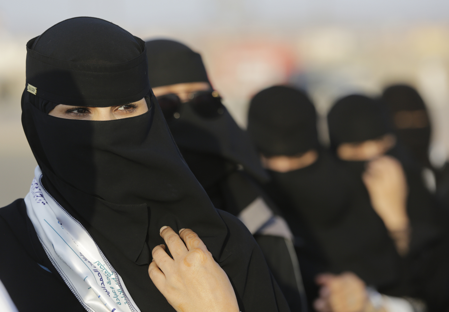 هل يشترط ارتداء الحجاب عند التصوير لاستخراج بطاقة الهوية