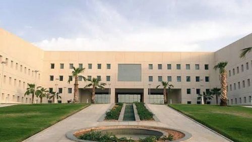 بعد غلق باب التسجيل.. وزارة التعليم تعلن موعد نتيجة حركة النقل الداخلي للمعلمين 1445 11 11zon resized 2 8