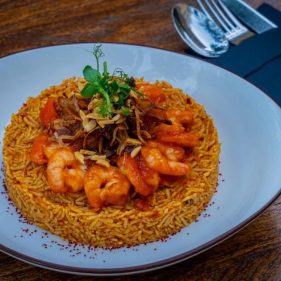 طريقة عمل أرز بالروبيان وصلصة الطماطم بأحلى طعم ممكن تدوقه في حياتك 67 5a1c7d678084897cd6461f9e5bc68bce w750 h750