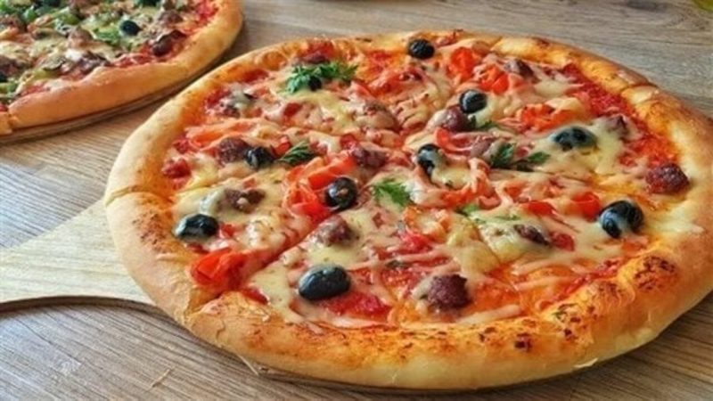 اعجنيها و حضريها في 20 دقيقة.. بيتزا المطاعم والمحلات المشهورة في المنزل بطريقة ناجحة 100% 1 756 1