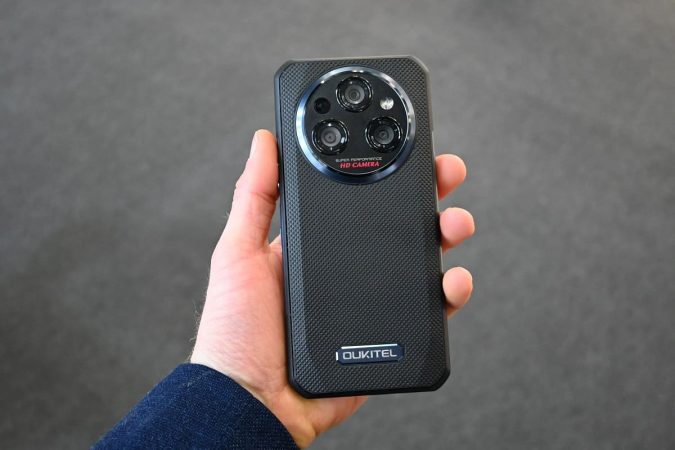 سعر ومواصفات هاتف Oukitel WP35 عملاق الشحن ببطارية 11000 مللي أمبير لرجال الأعمال ومحبي الهواء الطلق 2 Oukitel WP35 Outdoor Smartphone 2