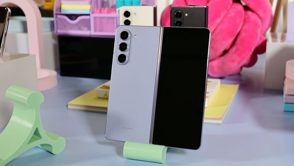 سامسونج تطلق هاتف Galaxy Z Fold6 قريبًا بمواصفات في الكاميرا مشابهة لهاتف Fold5 السابق 2 كاميرا هاتف Galaxy Z Fold6