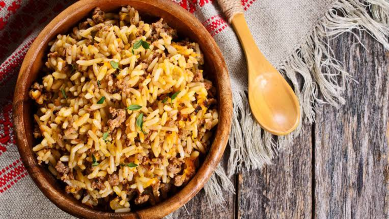 طريقة عمل أرز باللحم المفروم والبطاطس 1 image 7 3