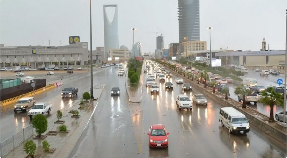 الوطني للأرصاد: مؤشرات أولية لحالة مطرية على عدة مناطق تبدأ الخميس القادم
