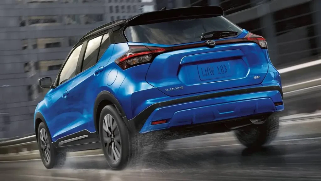 الملائم لك "Nissan Kicks" سعر ومواصفات سيارة نيسان كيكس 2024 دفع رباعي بحجم أكبر وأداء أقوى من الشركة الكورية 8 تصميم نيسان كيكس 2024 الخارجي 1024x576 1