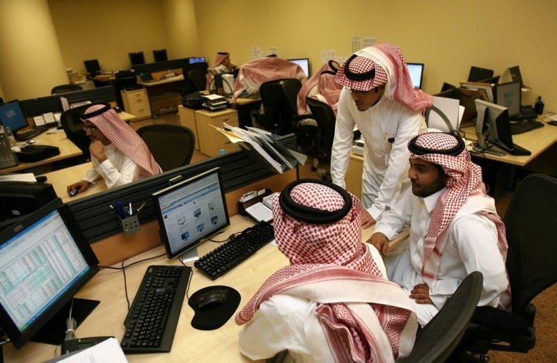 رابط مكتب العمل بالسعودية 1445 لاستخراج تصاريح العمل الدائمة والمؤقتة
