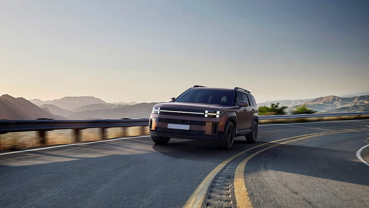 سيارة هيونداي سنتافي 2024 مواصفات فريدة فئة جديدة بمحركين سعر Hyundai Santa Fe بالسعودية 2 سيارة هيونداي سنتافي 2024