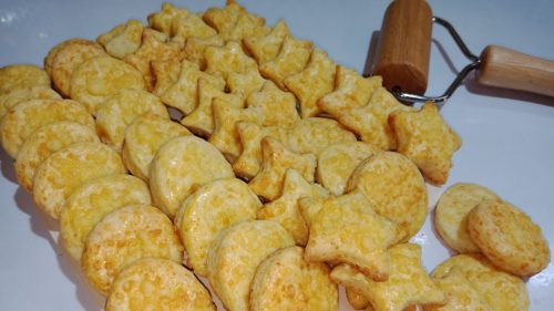 طريقة عمل البسكويت بالجبنة