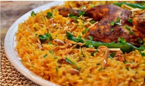 طريقة عمل بخاري ارز بالدجاج