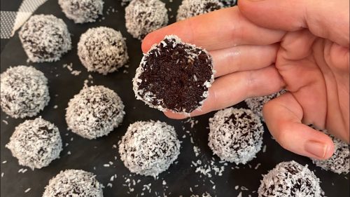 طريقة عمل كرات جوز الهند بالشوكولاته