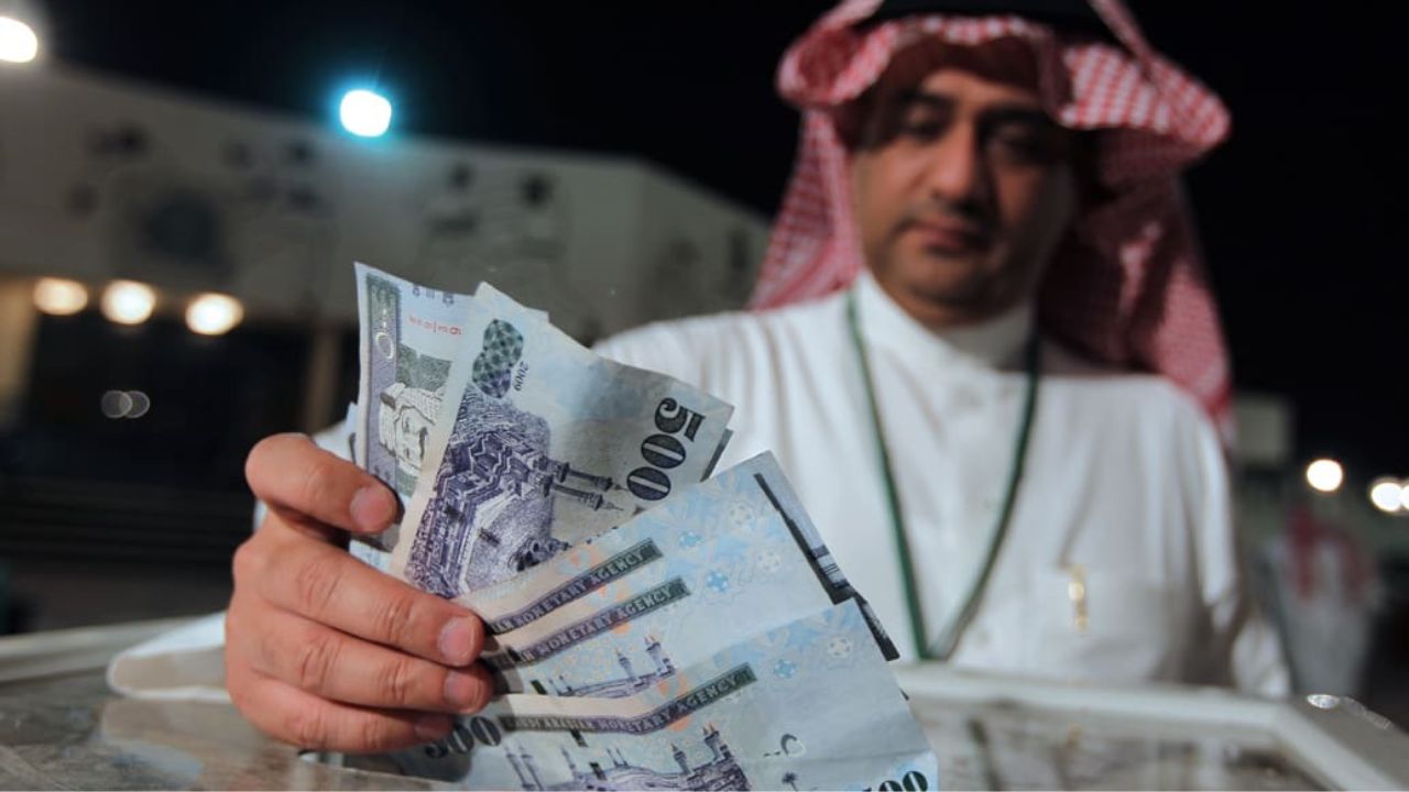 أنتهاء ديونك مع قرض شخصي 26000 ريال لسداد متعثراتك بدون ضمانات وبدون تحويل راتب بقسط 500 ريال على 5 سنوات