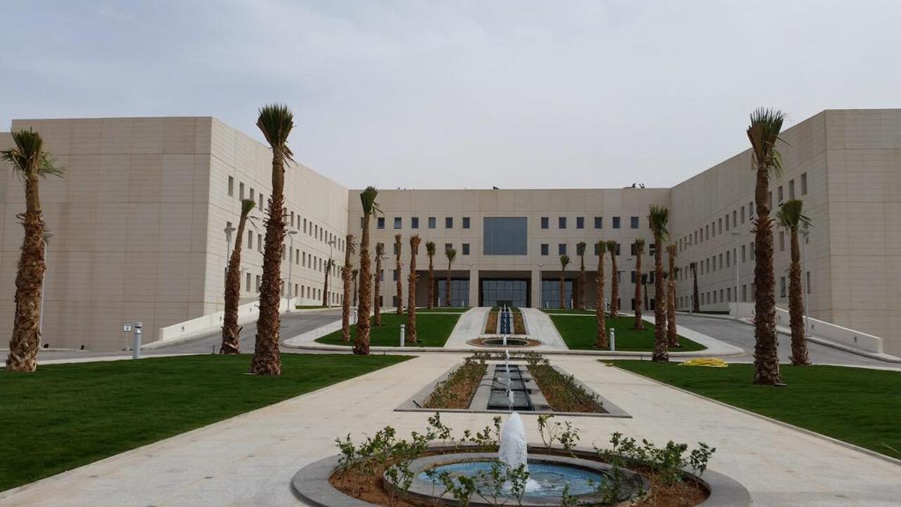 متى ينتهي التقديم على النقل الداخلي